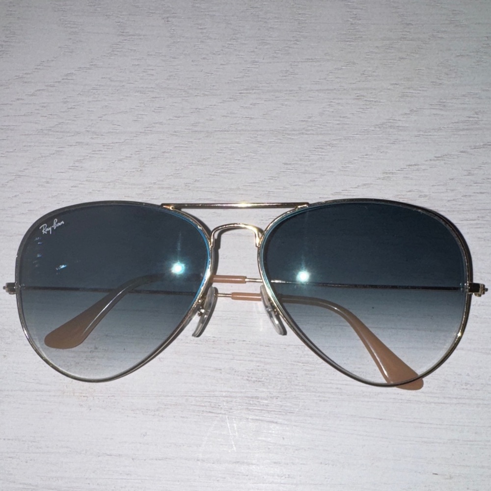 Ray-Ban Aviator Sunglasses - Gold Frame with Dark Blue ombré Lenses